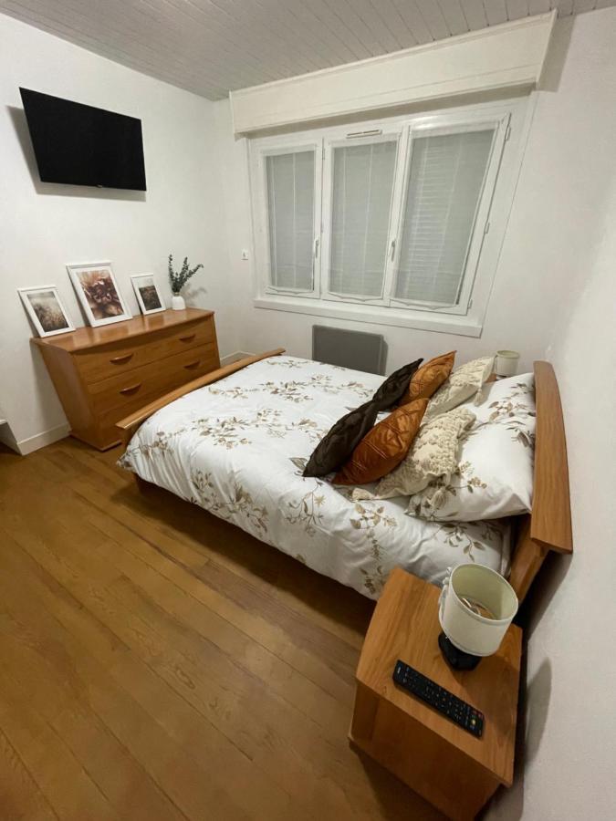 Charmant Logement Avec Garage A לה פורטל מראה חיצוני תמונה